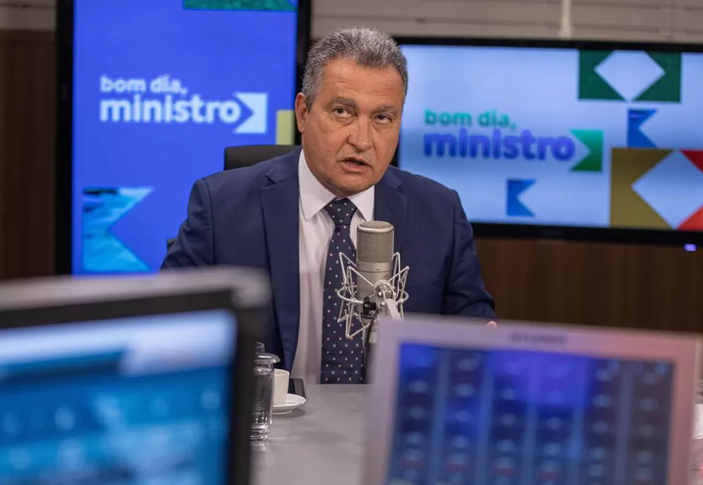 Queda de energia se deve a erro ou falha técnica, diz Rui Costa