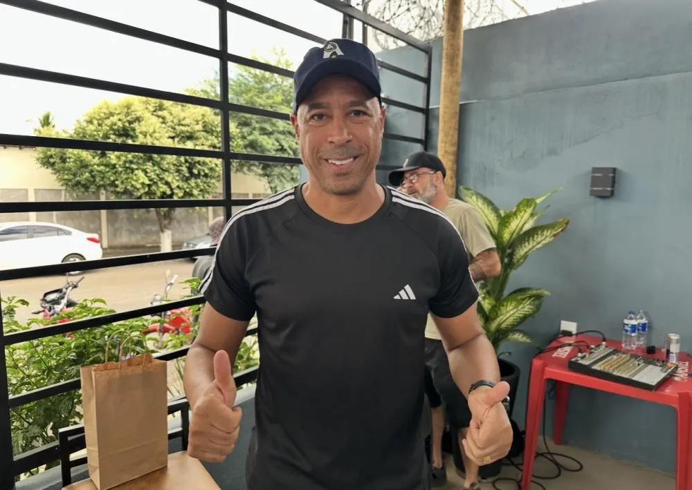 Futebol Solidário: Marcelo Ramos, Jorge Wagner e Obina destacam solidariedade durante encontro com torcedores em Brumado