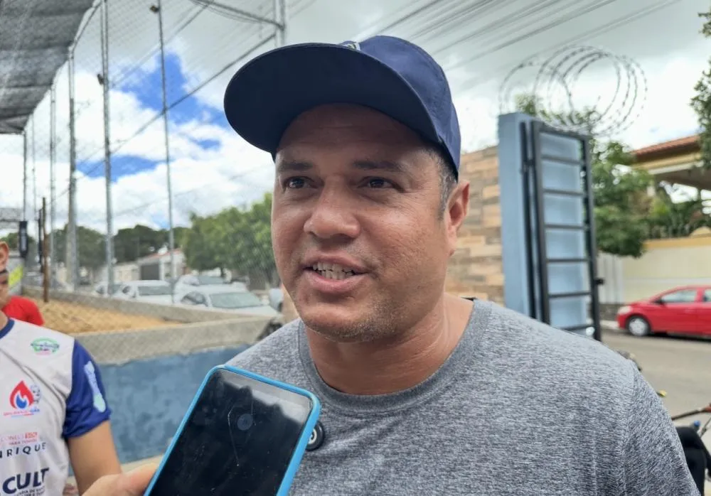 Futebol Solidário: Marcelo Ramos, Jorge Wagner e Obina destacam solidariedade durante encontro com torcedores em Brumado