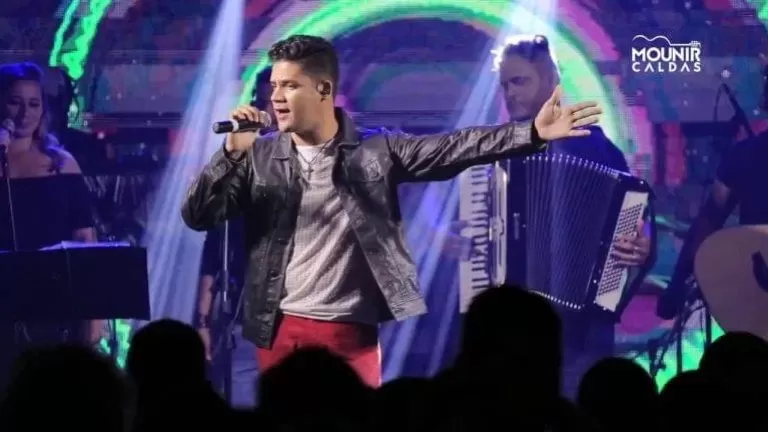 Guanambi: Cantor Mounir Caldas falece após acidente de moto 