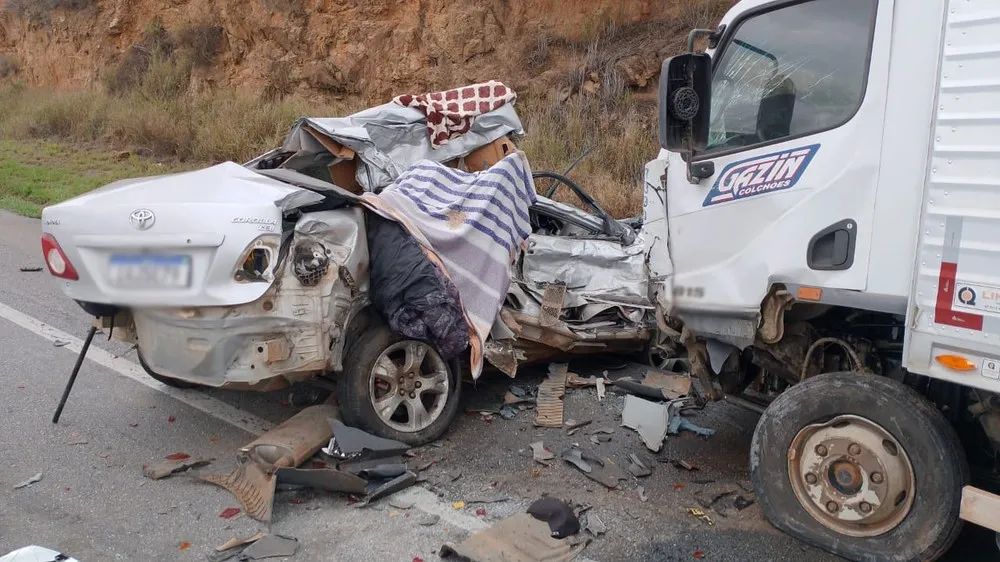 Acidente na BR-116 em Jequié deixa três mortos e um ferido