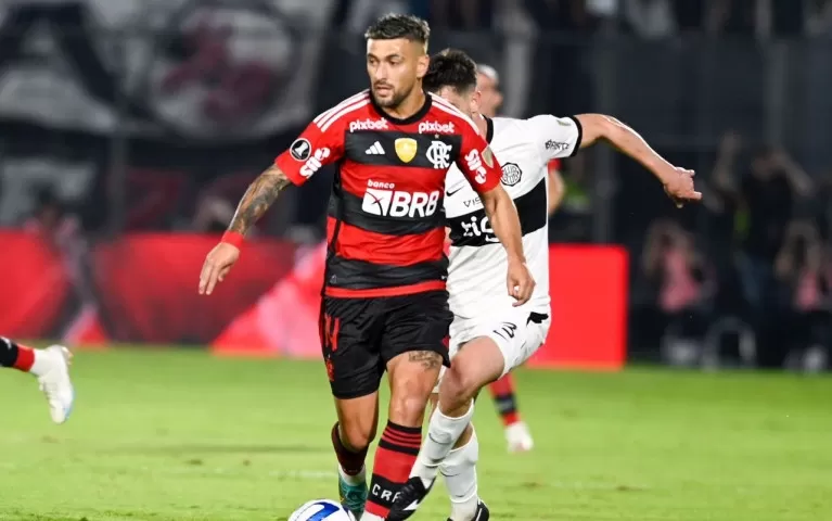 Flamengo é superado pelo Olimpia e dá adeus à Libertadores