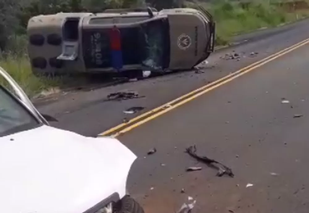 Comandante da 34ª CIPM-Brumado, Major Leila Gonçalves fica ferida após viatura capotar em acidente na BA-026