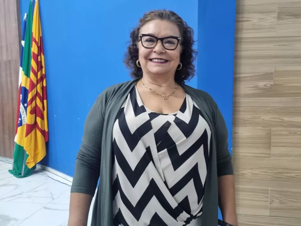 Lia Teixeira é eleita 2ª Secretária da Mesa Diretora da Câmara de Brumado 