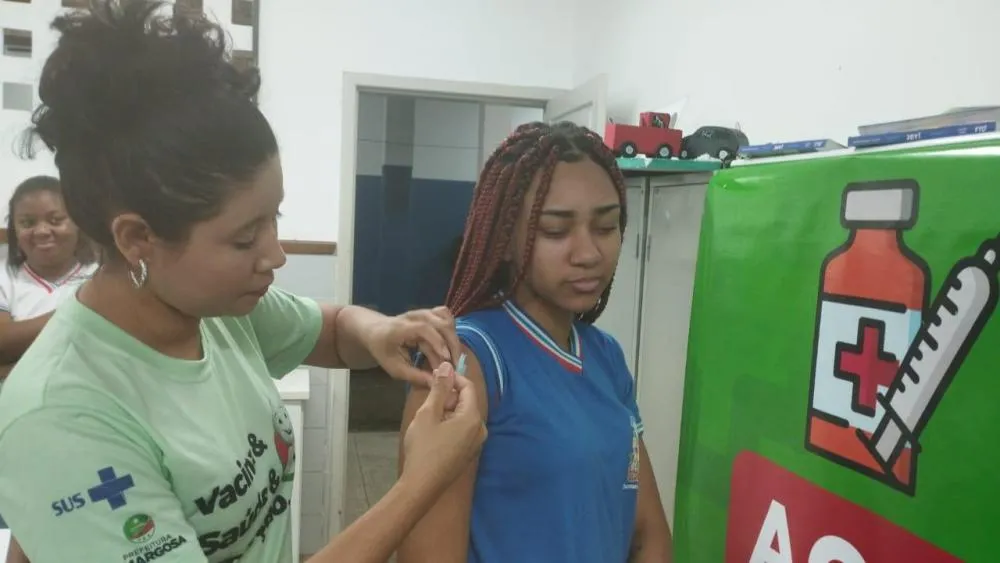 Semana de Vacinação na Escola amplia proteção aos estudantes da rede estadual de ensino