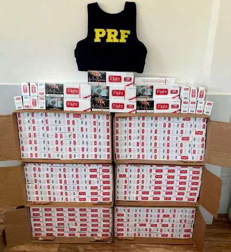 Carga de cigarros contrabandeados é apreendida pela PRF na Bahia