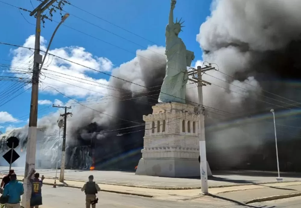 Havan inicia obras de reconstrução em megaloja destruída por incêndio em Vitória da Conquista