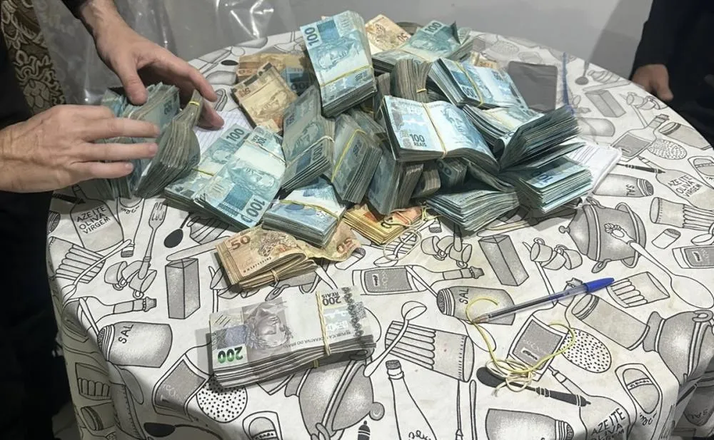 MPBA e Polícia Federal deflagram operação contra homem que vendeu fuzil a organização criminosa