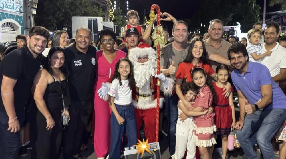 Prefeito Fabrício Abrantes abre oficialmente o Natal Luz de Brumado com grande celebração