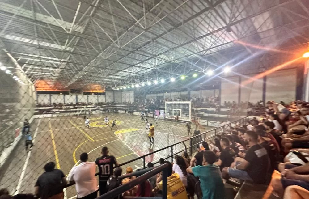 Sexta-feira Fervente na Semifinal da Copa Brahma de Futsal em Brumado