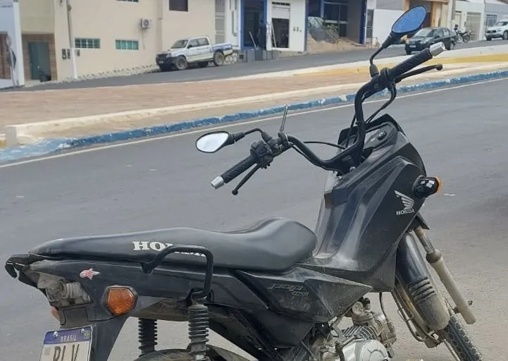 Polícia Rodoviária Estadual recupera veículo roubado durante operação em Tanhaçu