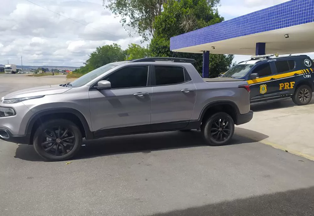 Conquista: Veículo prestes a fazer serviço de pintura é identificado como fruto de apropriação indébita