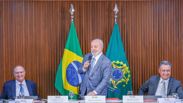 Presidente Lula e ministros fazem balanço do primeiro ano de governo