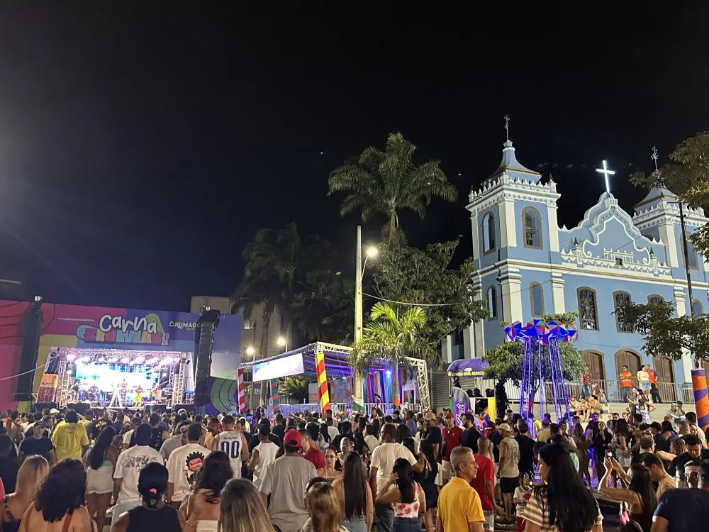Brumado volta a viver a alegria do Carnaval com abertura oficial do CarnaBrumas 2026