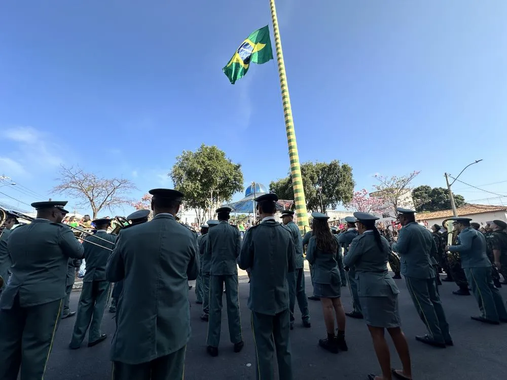 Desfile Cívico de 7 de Setembro encanta população em Brumado