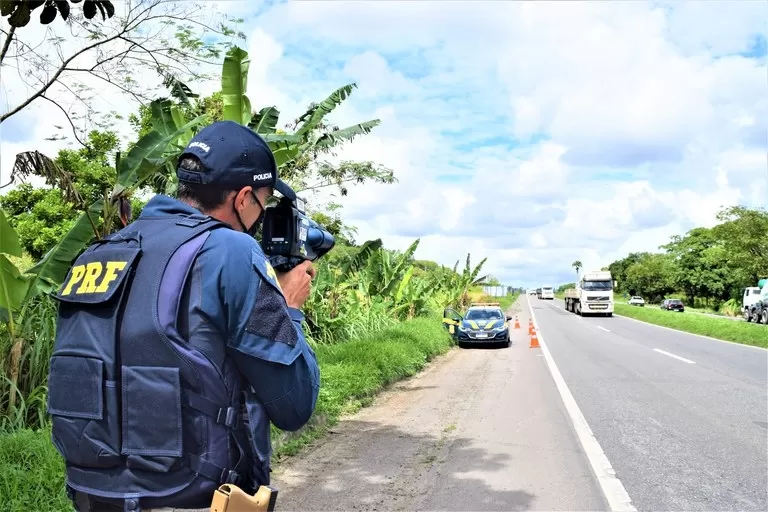 Segurança Viária: PRF alerta sobre os riscos do excesso de velocidade nesse carnaval