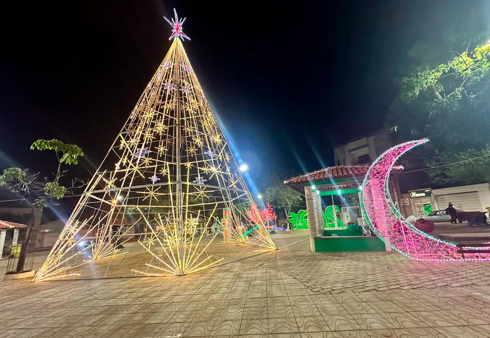 Natal Luz de Brumado movimenta a cidade com programação especial entre 19 e 22 de dezembro