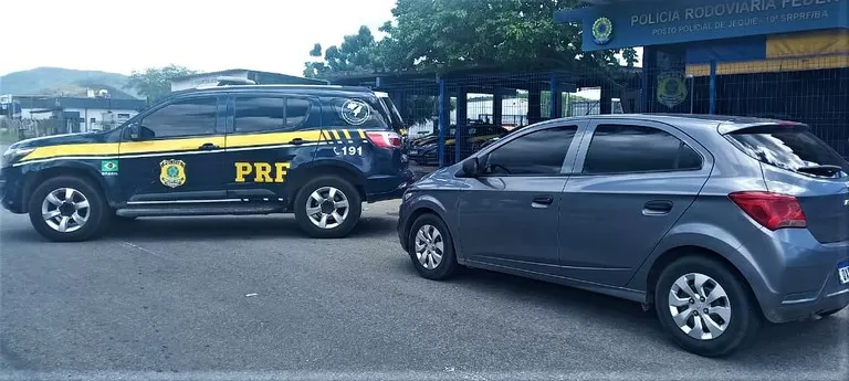 Motorista de aplicativo não devolve carro alugado e é detido na BR-116 em Jequié