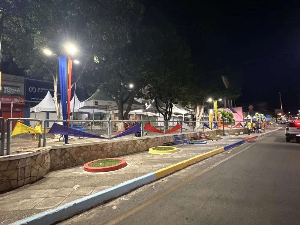 Decoração avança rapidamente e reforça clima de festa para o Carna Brumas 2026