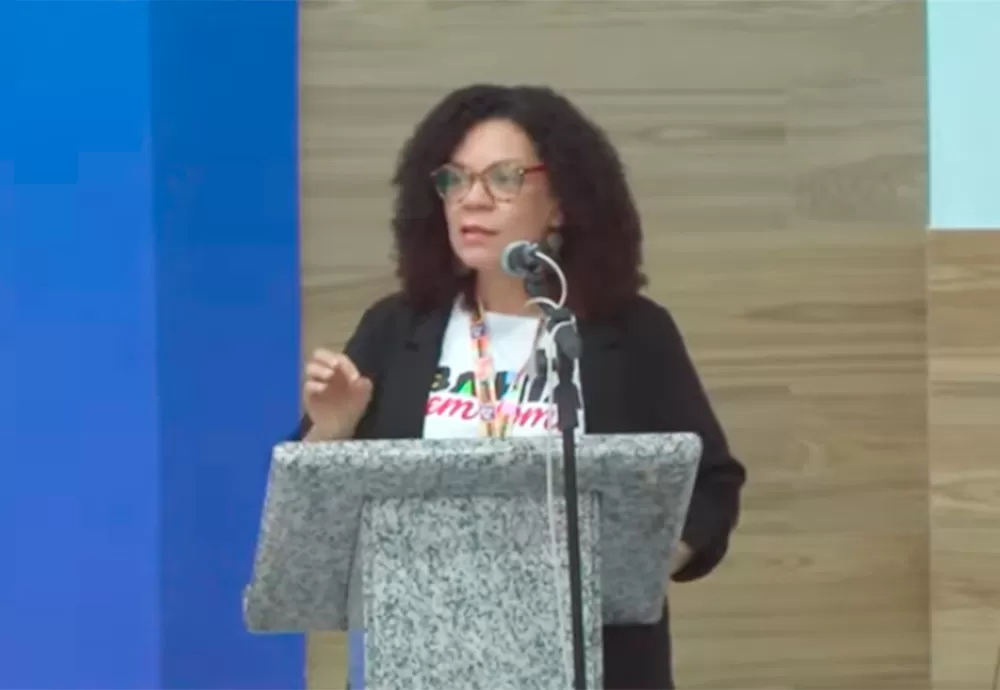 Coordenadora do SISAN e das ações estratégicas de combate à fome faz uso da Tribuna Livre da Câmara de Brumado