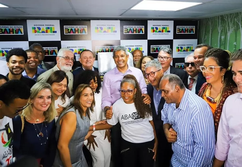 Ivana Bastos participa da entrega do Centro Estadual de Anemia Falciforme da Bahia