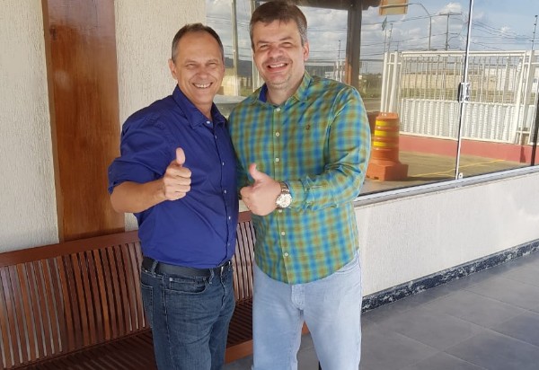 Presidente da Delegacia Sindical dos Auditores fiscais da Receita Federal apoia pré-candidatura de Carlinhos Moura 