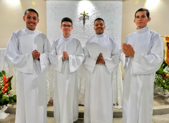 Aracatu: Seminário São José inicia o Ano Propedêutico de 2024 com investidura dos Seminaristas