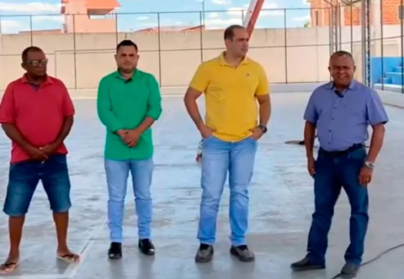 Brumado: Secretários municipais anunciam melhorias na quadra do Bairro São Félix