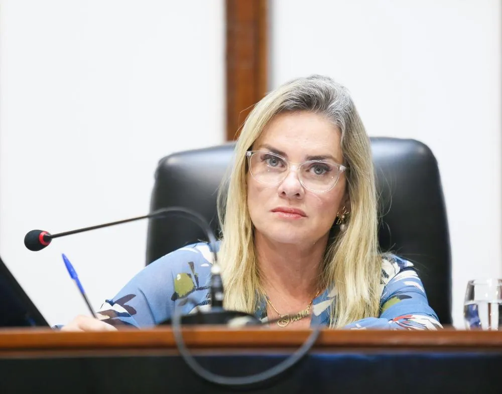 ALBA repudia invasão no plenário e encerra atividades por motivo de segurança