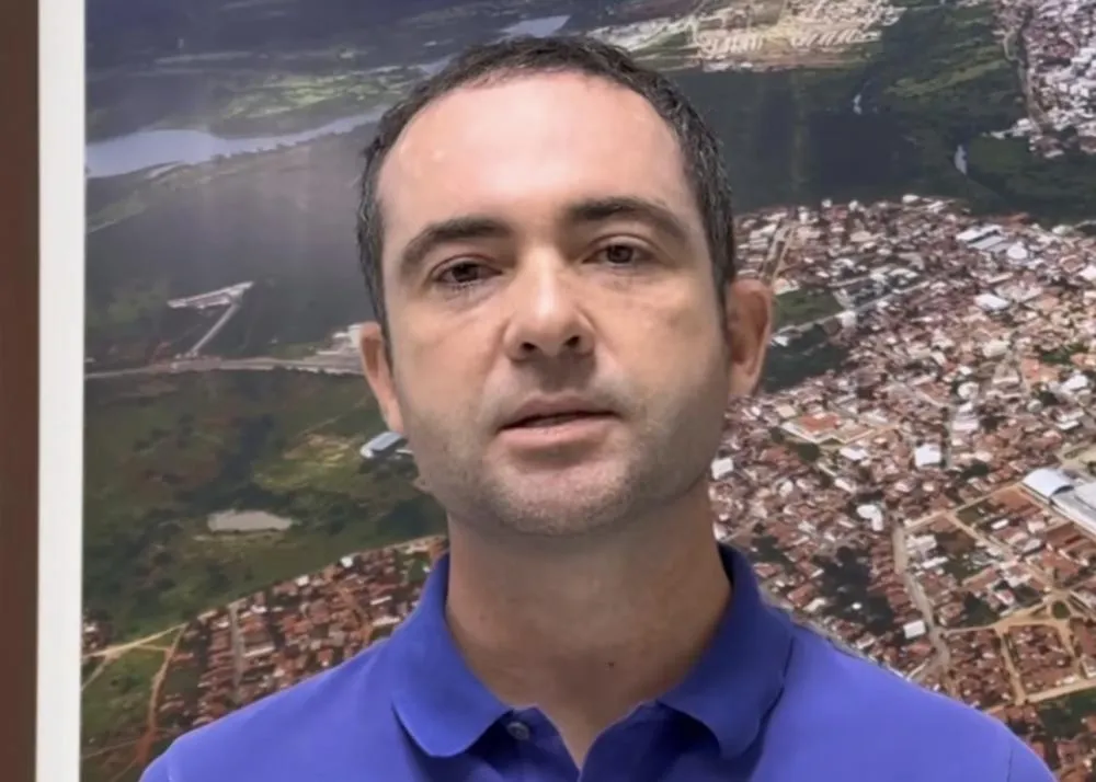 Prefeito Fabrício Abrantes decreta estado de emergência e anuncia ações imediatas após fortes chuvas em Brumado