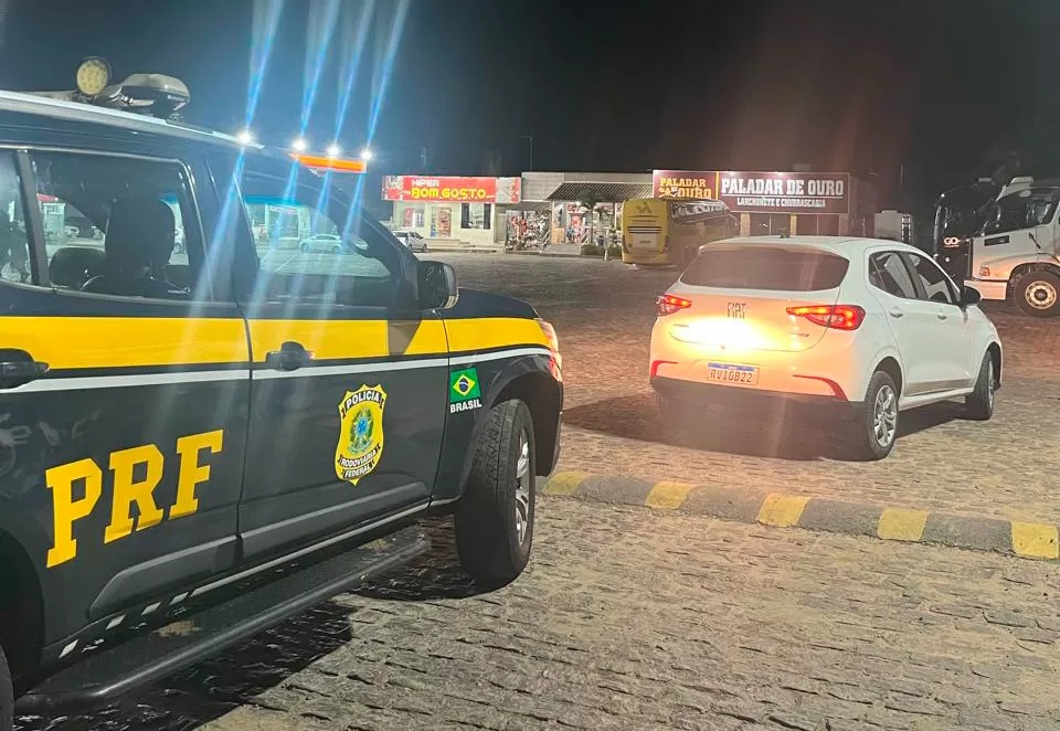 Foragido da justiça compra FIAT ARGO por R$15 mil e acaba preso pela PRF na BR 101