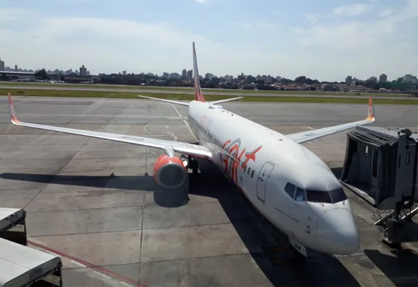 Preço da passagem aérea doméstica caiu 14,7% em setembro, diz Anac