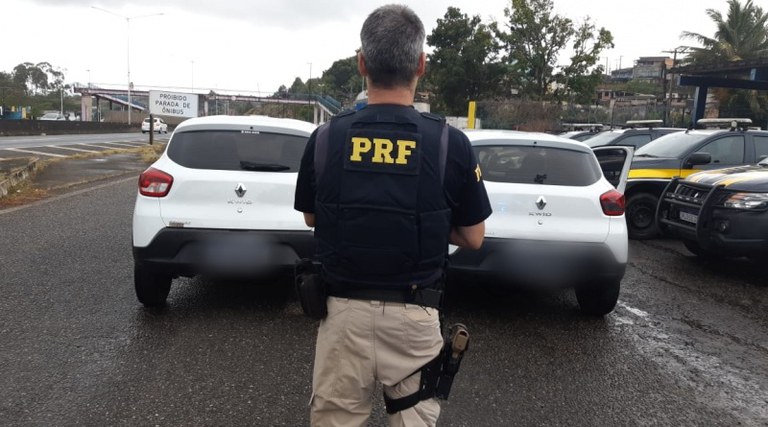 PRF na Bahia bate recorde com quase 1.000 veículos recuperados em 2020