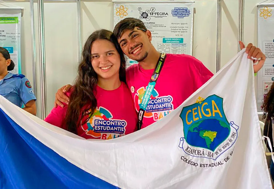 Estudantes do semiárido criam suplemento alimentar para gado à base de moringa