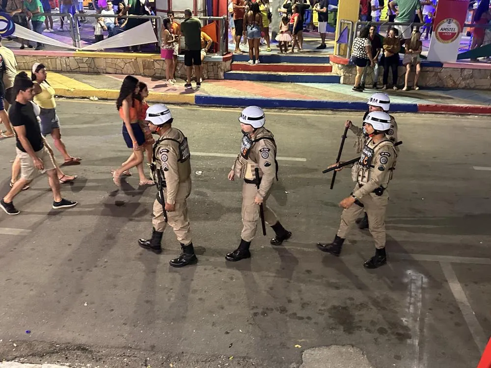 24º BPM divulga balanço operacional do segundo dia do CarnaBrumas 2026