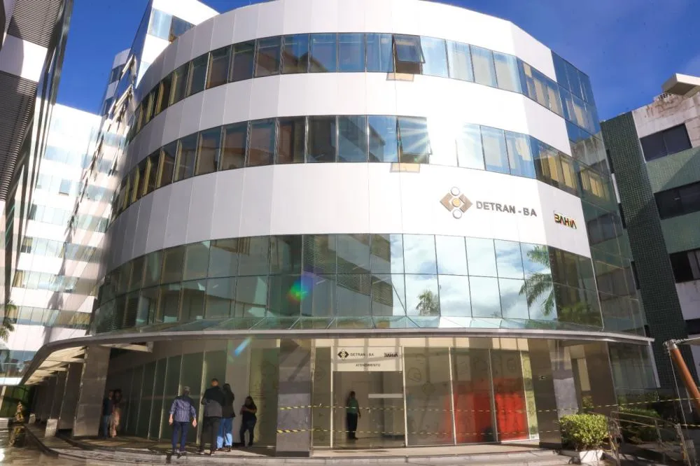 Selecionados nos programas CNH da Gente e CNH na Escola devem entregar documentação até o próximo dia 29