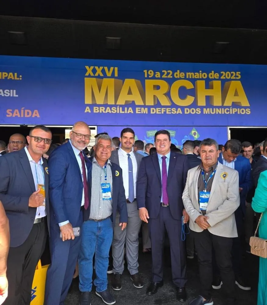 Marquinho Viana acompanha prefeitos de cidades baianas na Marcha a Brasília em Defesa dos Municípios