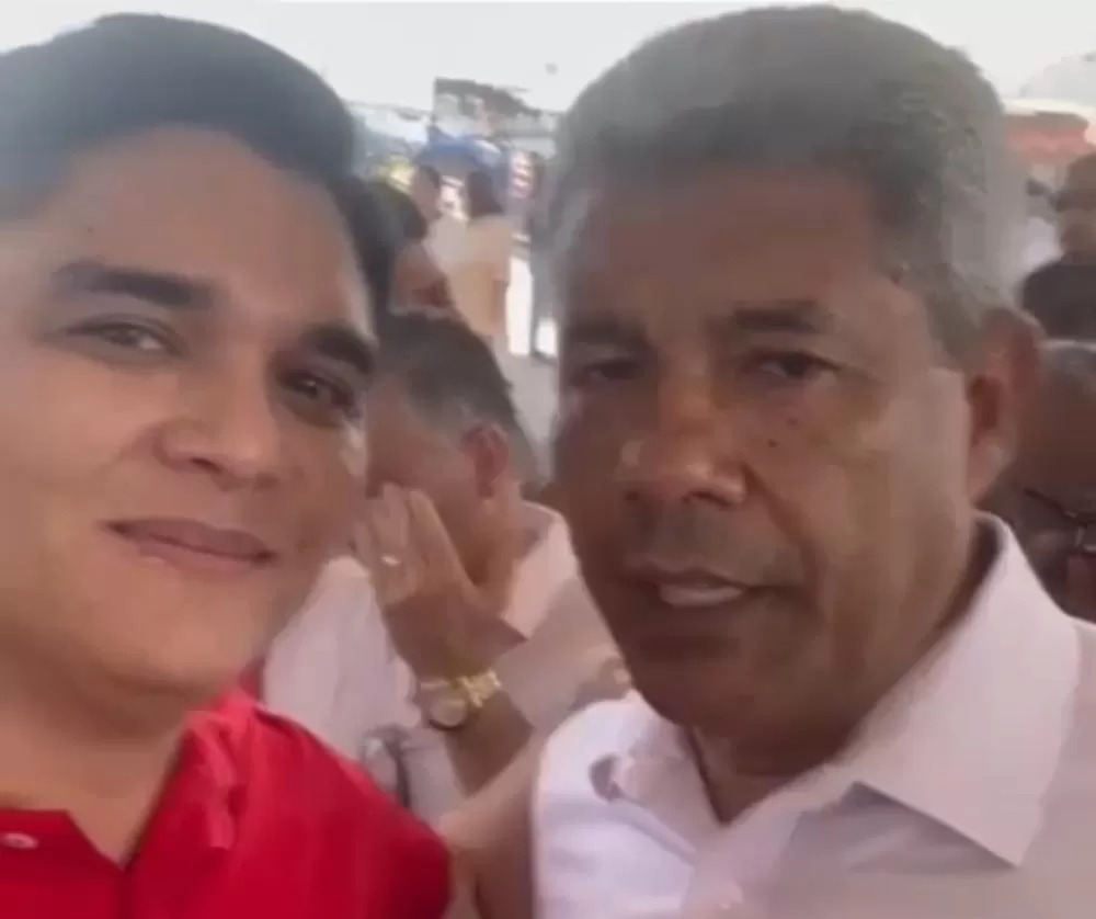 Guilherme Bonfim, pré-candidato a prefeito, celebra conquista de mais um Trator Agrícola para reforçar a agricultura na Zona Rural de Brumado