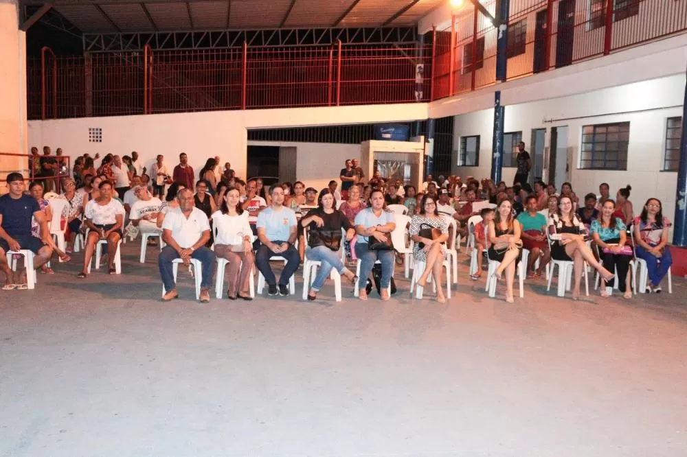 Prefeitura de Brumado se reúne com moradores de Jardim de Alah para discutir os próximos passos da REURB