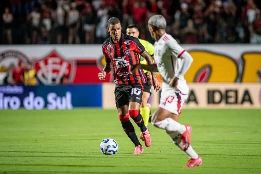 Vitória perde para o Flamengo por 2x1 no Barradão 