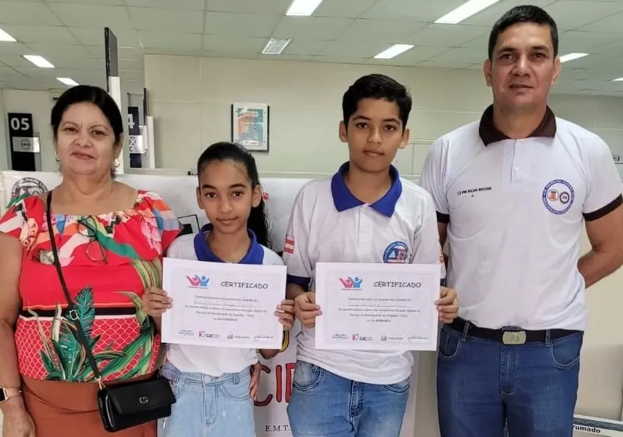 Alunos de escolas de Brumado participam do Projeto Meu Primeiro RG