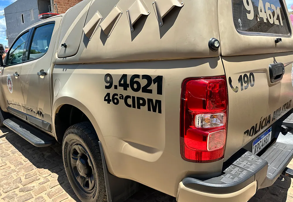 Polícia Militar cumpre mandado de prisão contra mulher por tráfico de drogas em Livramento de Nossa Senhora