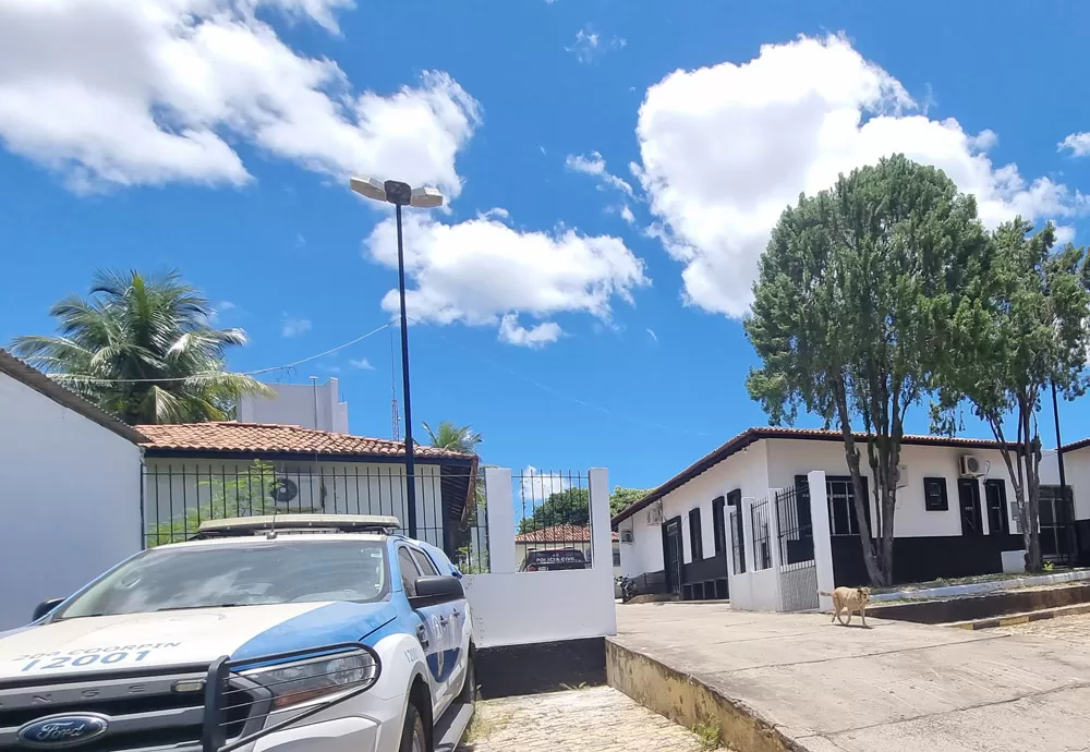 Residência é invadida e objetos são roubados em Brumado
