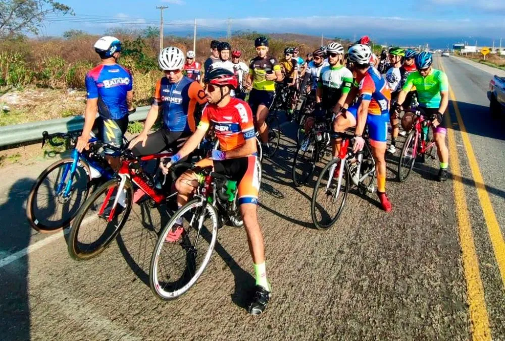 Ciclismo: Atletas Participam de Treinão para a Corrida Ecológica Brumado a Rio de Contas