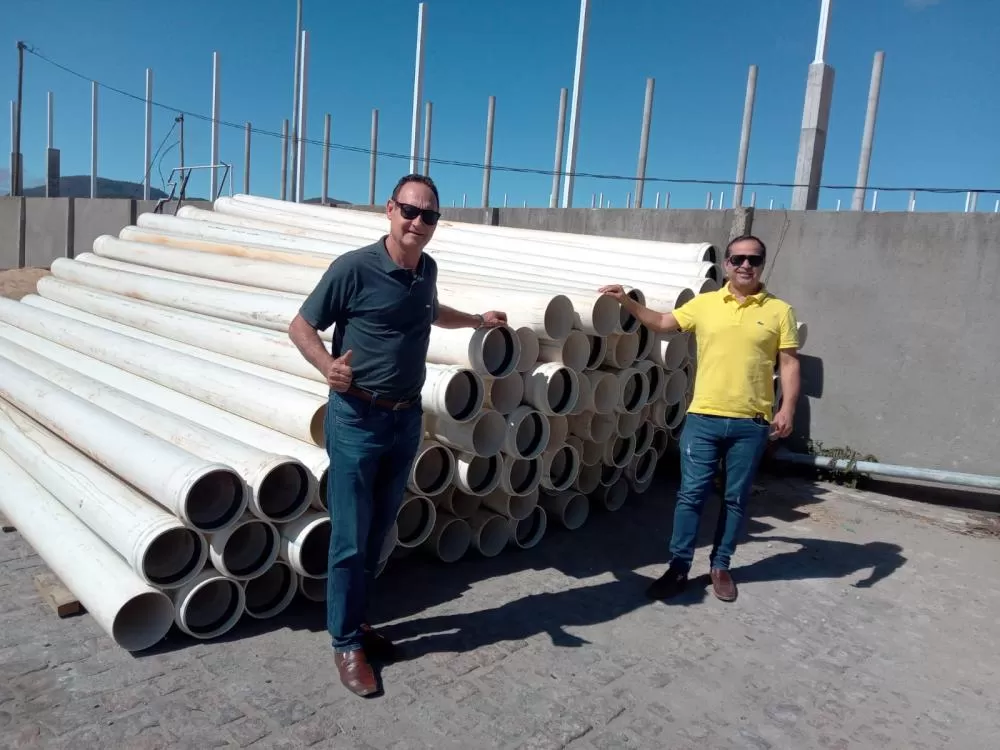 Água do Rio São Francisco beneficia comunidade de Morro do Carro, em Guanambi, graças a Ivana e Charles