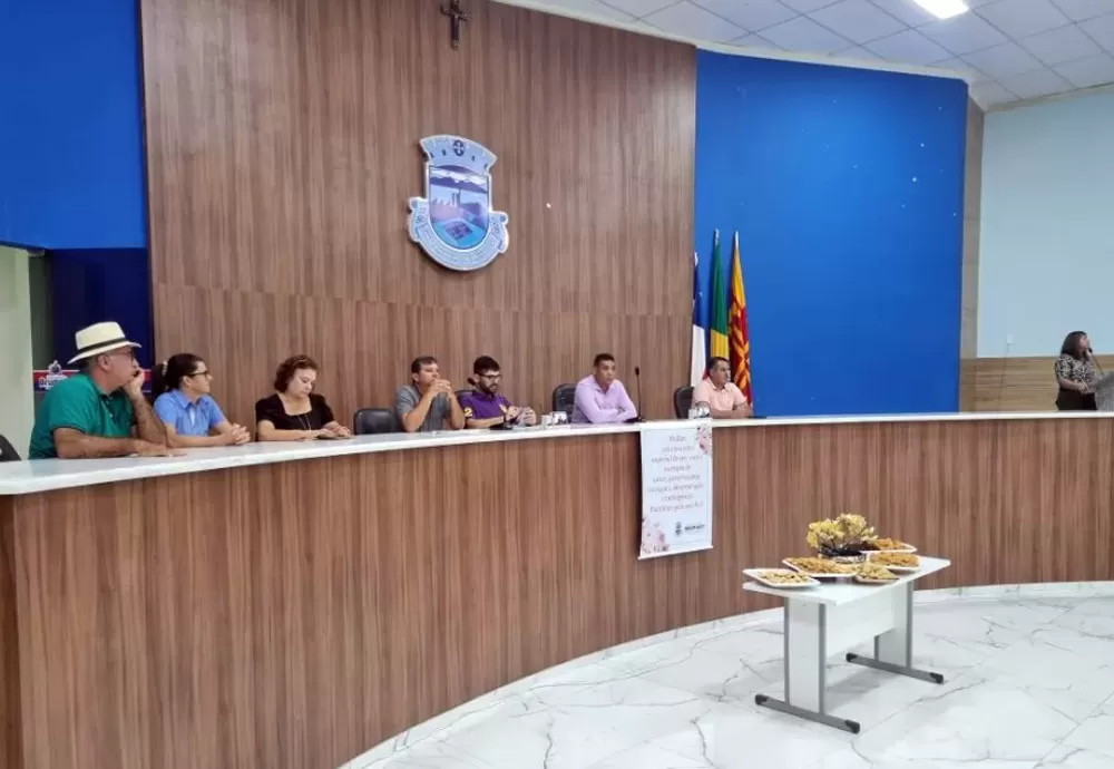 Brumado: Funcionárias da Casa Legislativa são homenageadas em evento do Dia Internacional da Mulher