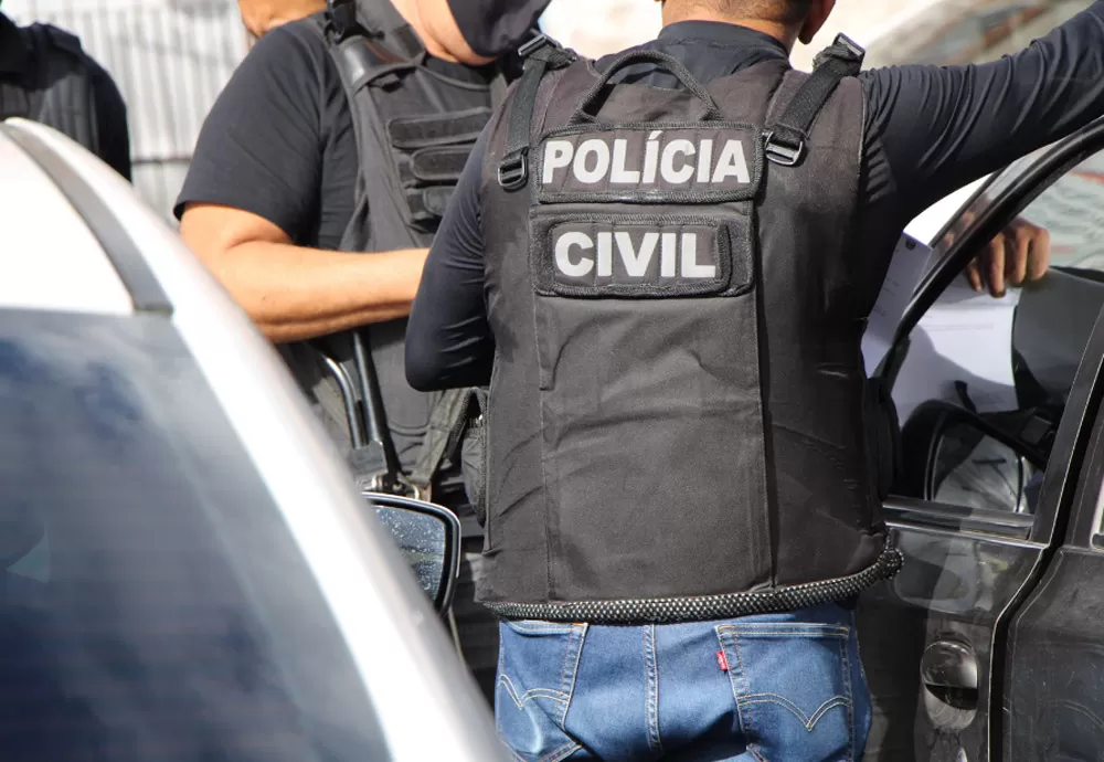 Pai é preso em flagrante por espancar a própria filha de 14 anos