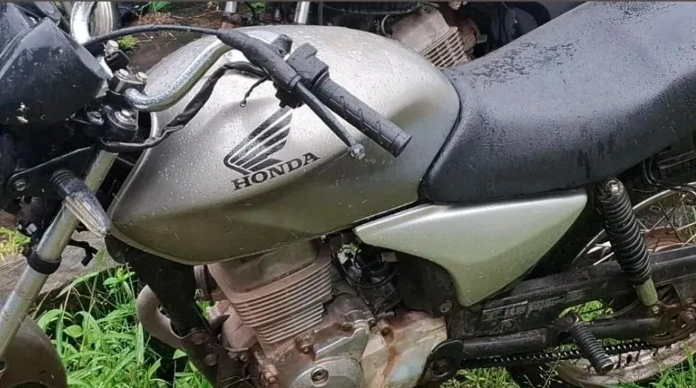 Polícia Militar apreende motocicleta com chassi adulterado em Barra da Estiva