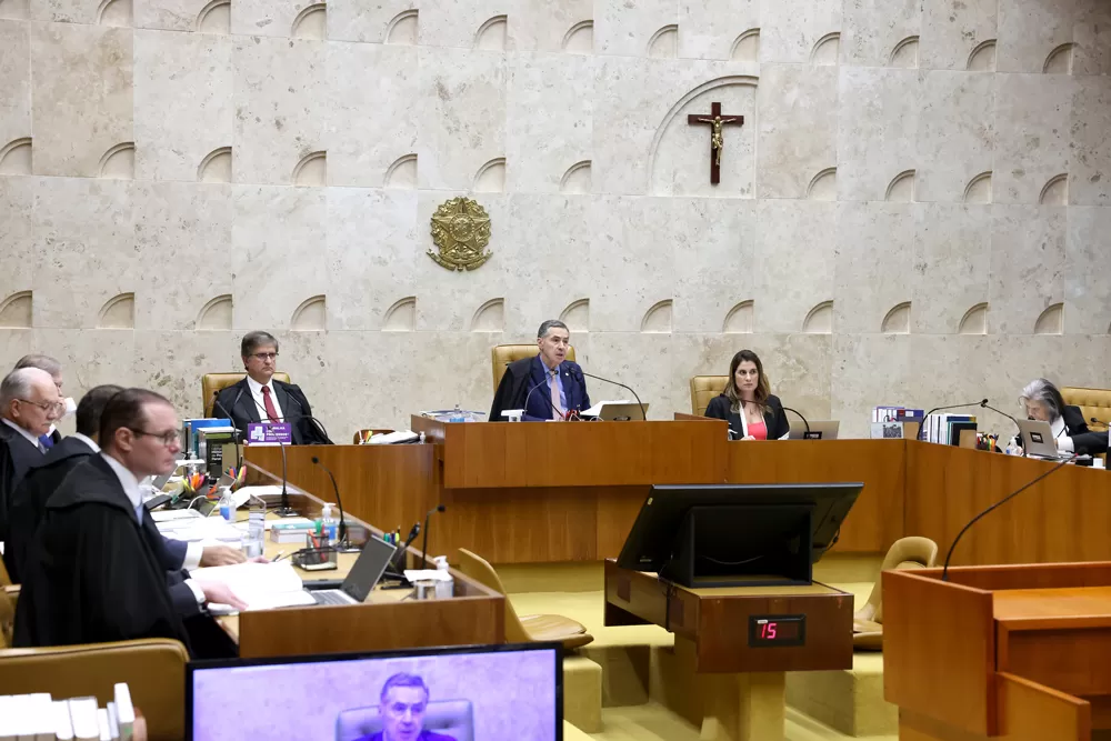 STF decide que é constitucional uso de trajes religiosos em fotos de documentos oficiais