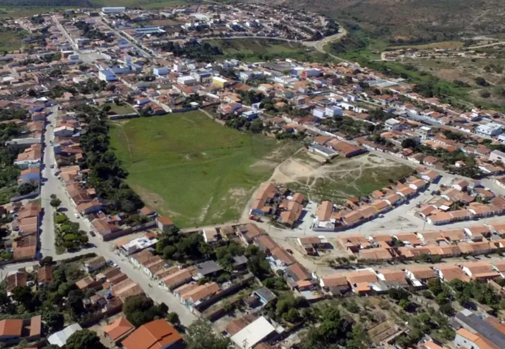 Mulher é presa em flagrante suspeita de matar companheiro a facadas no sudoeste da Bahia